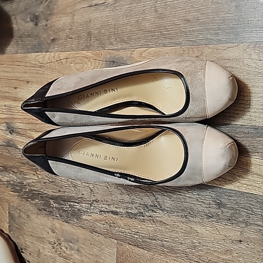 Gianni Bini Sz 9M Platform Heels Pumps TextureFront Row White Tan Black